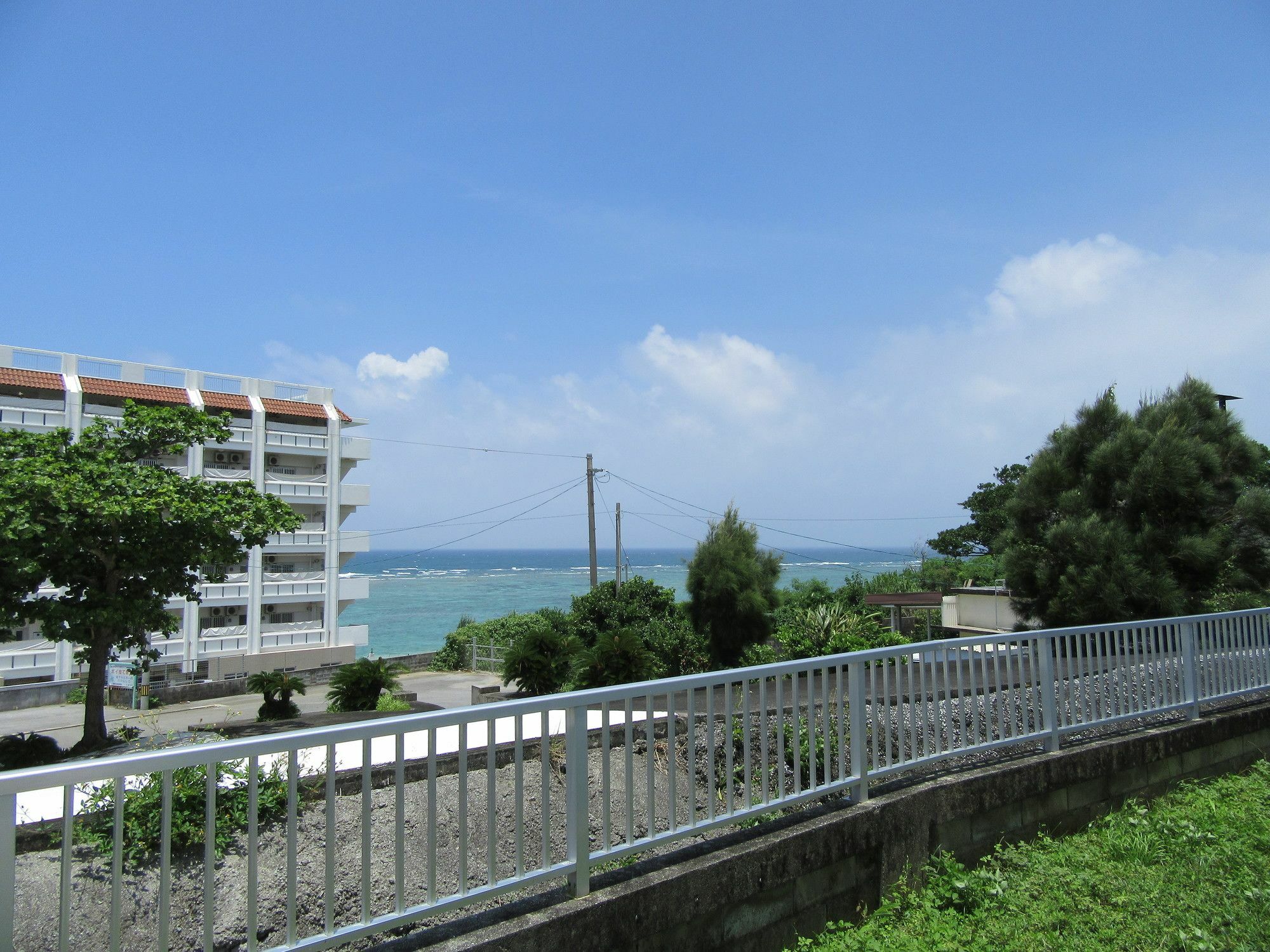 Guest House Diamond Yomitan Exterior foto